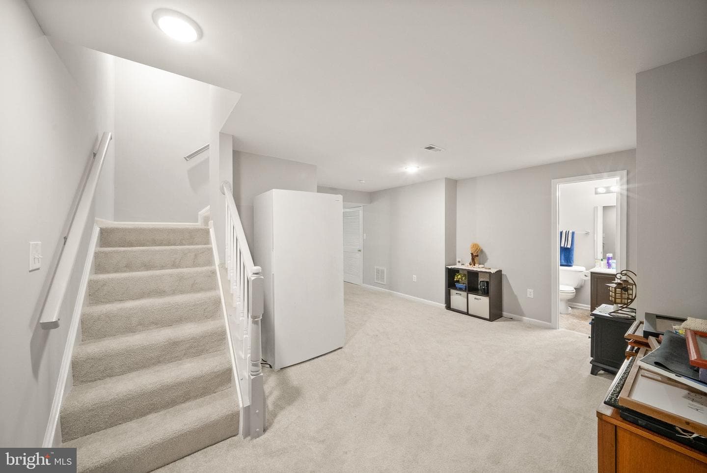 8 Willow Glen Court photo 35