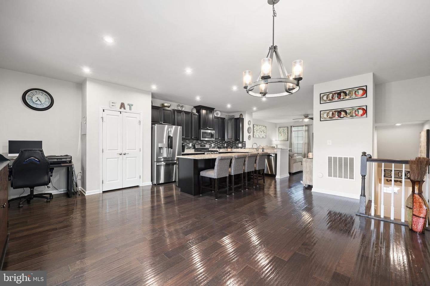 206 Landing Drive photo 13