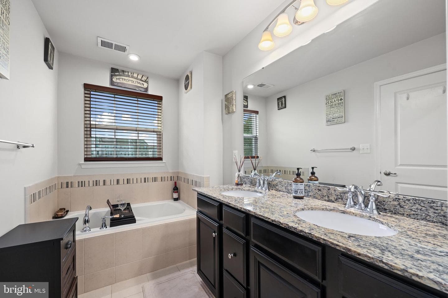 206 Landing Drive photo 24