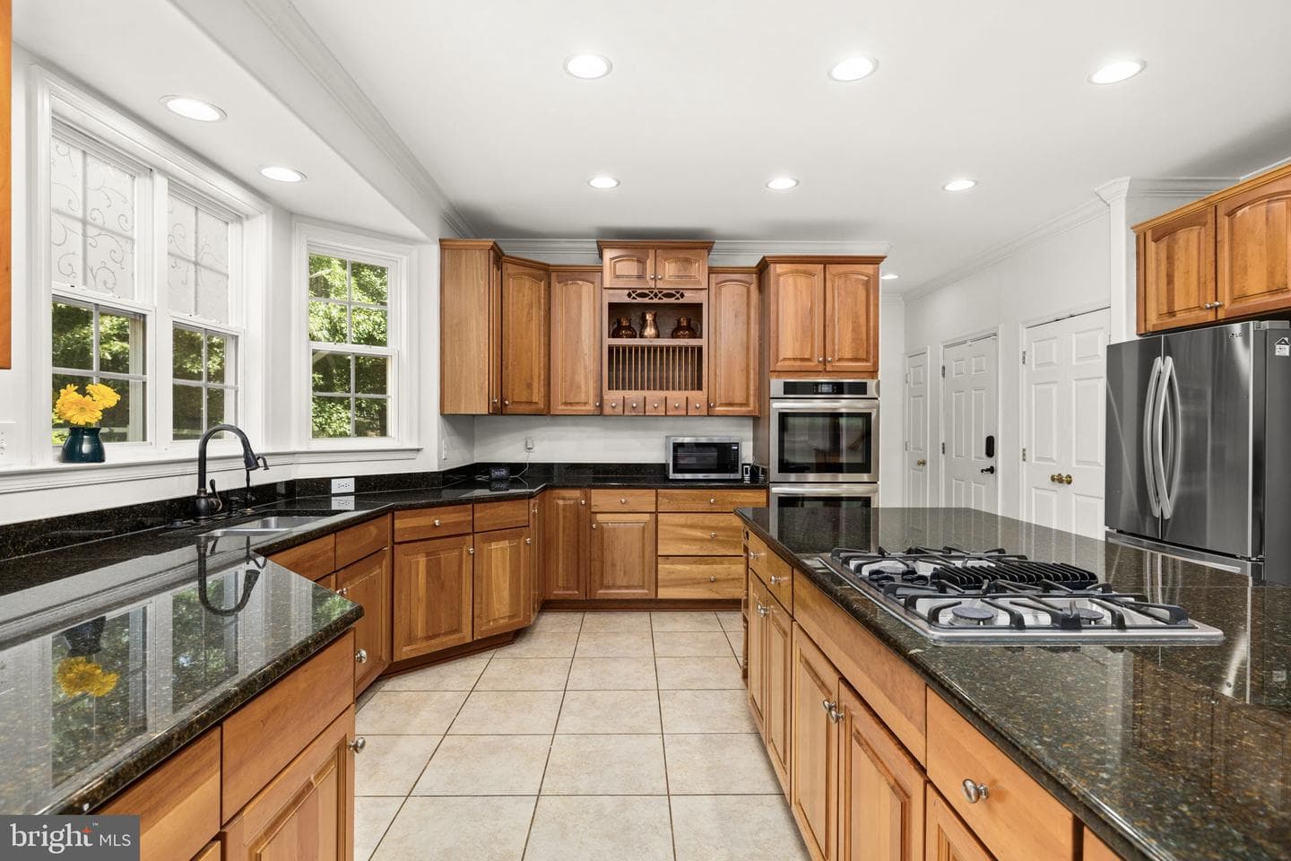 32 Mills Hollow Drive photo 10