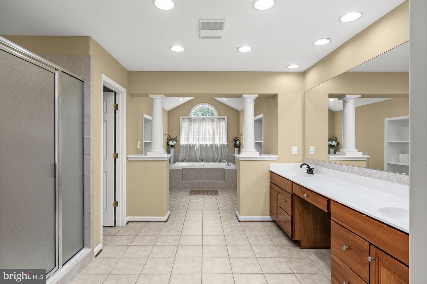32 Mills Hollow Drive photo 32