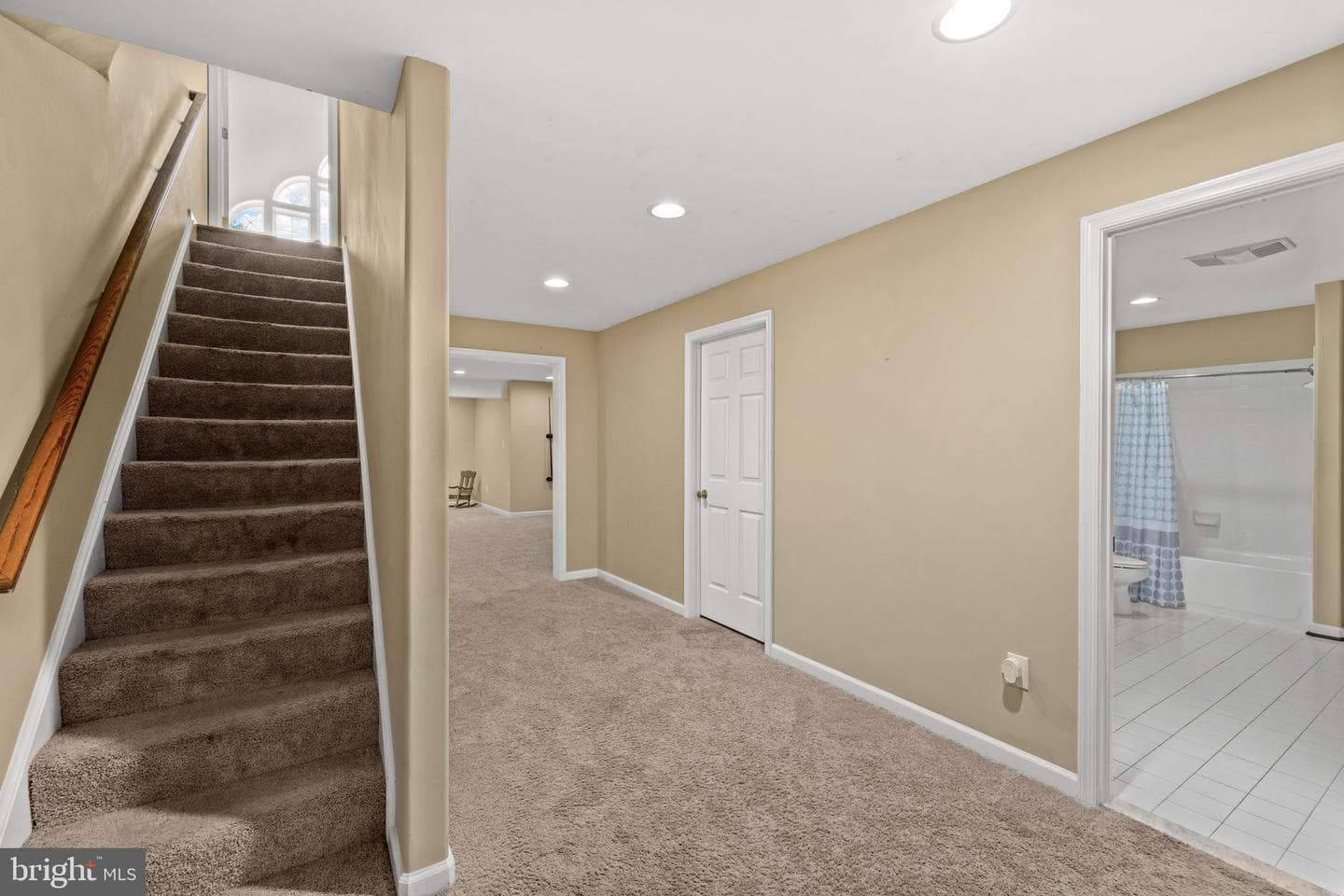 32 Mills Hollow Drive photo 39