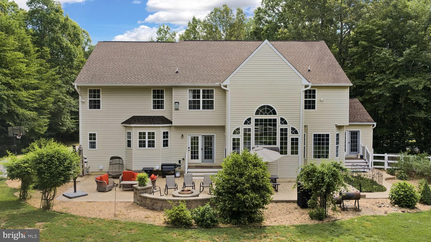 32 Mills Hollow Drive photo 53