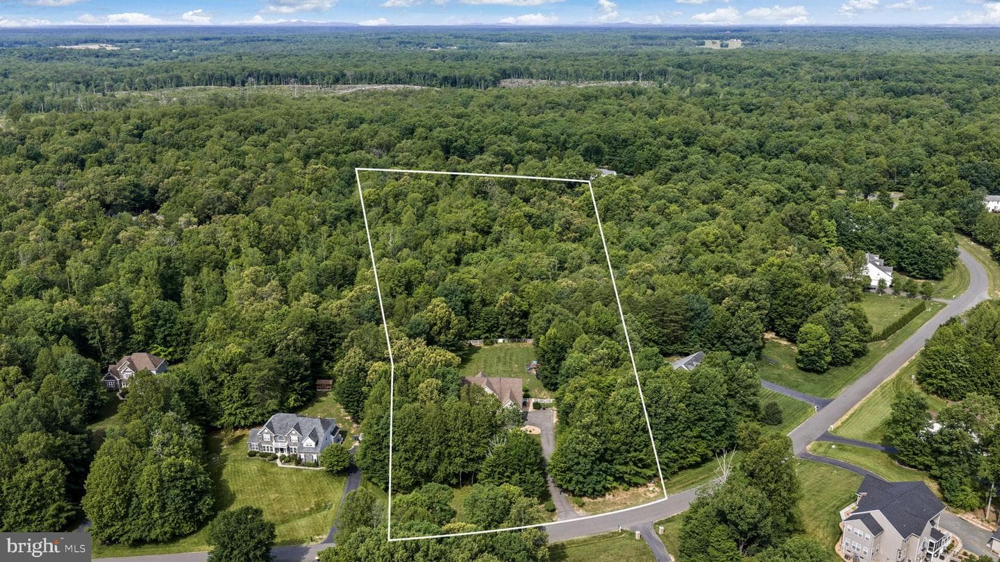 32 Mills Hollow Drive photo 63