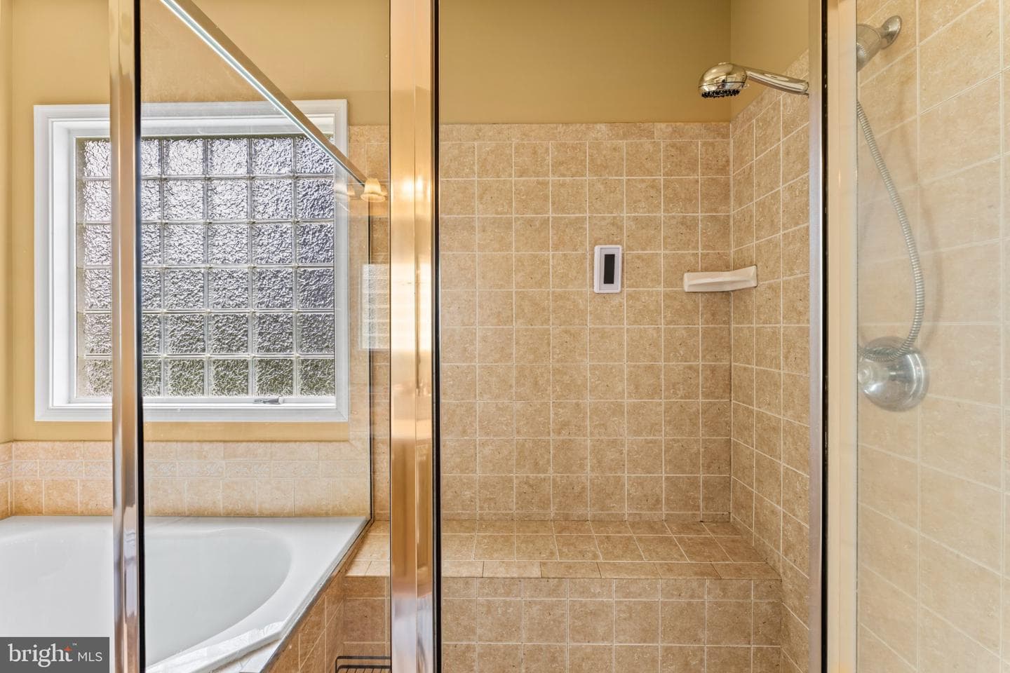 1015 Julian Drive photo 25