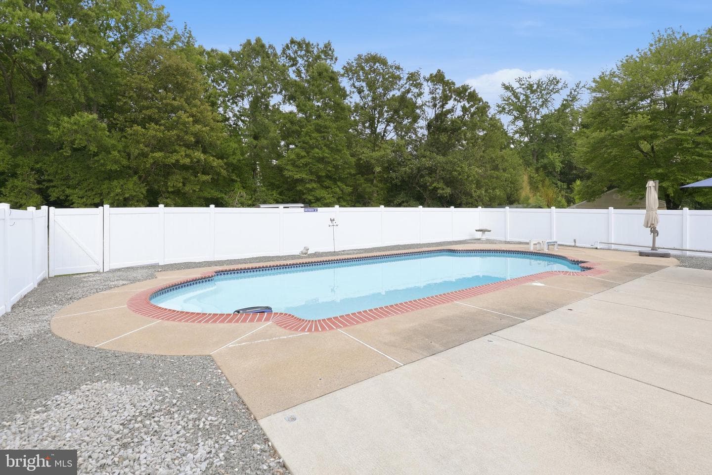 519 Mccarty Road photo 31