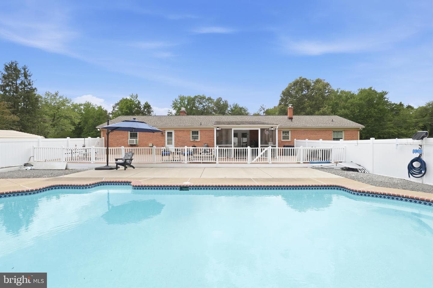 519 Mccarty Road photo 4