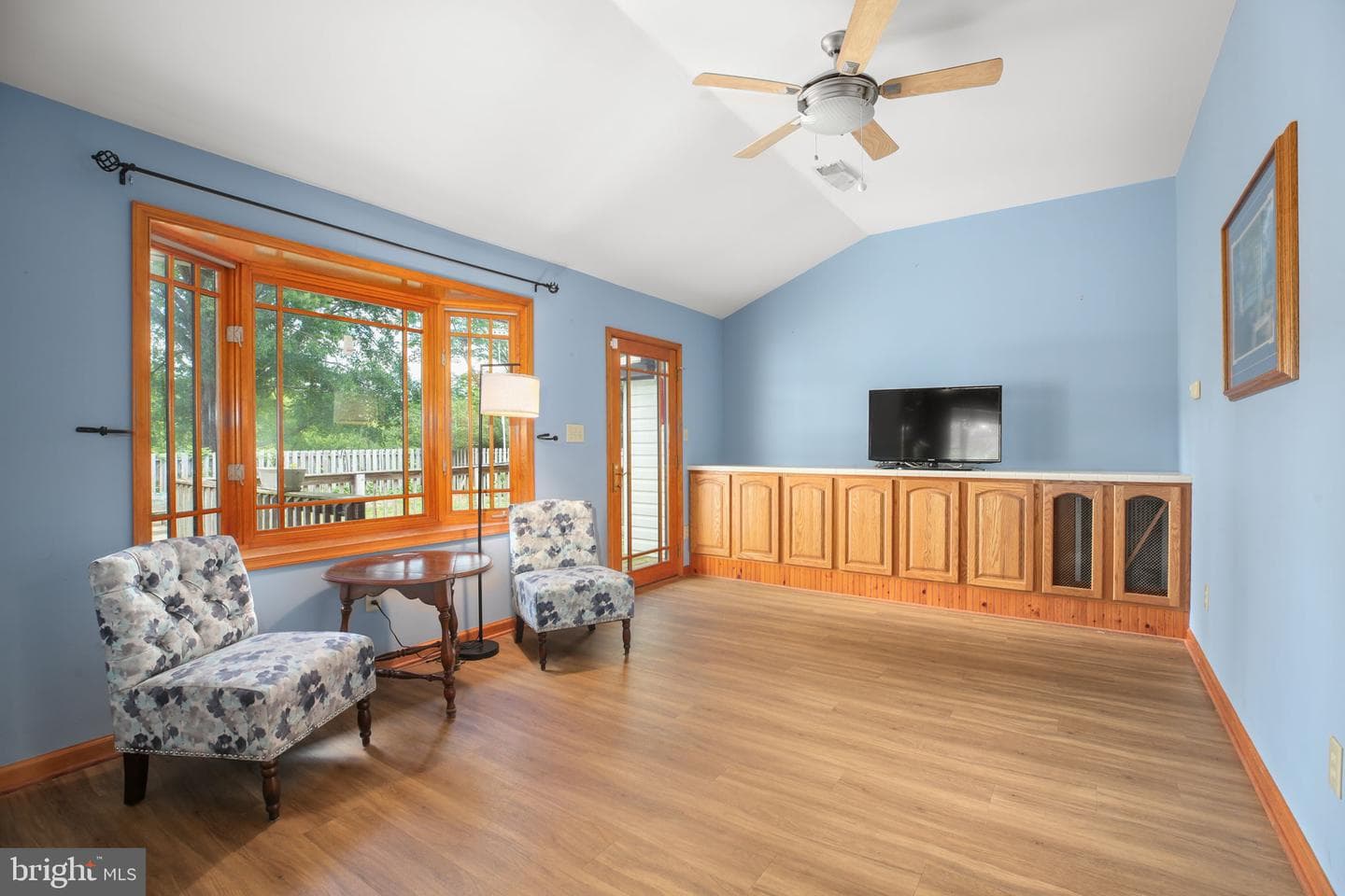 808 Cresthill Road photo 13
