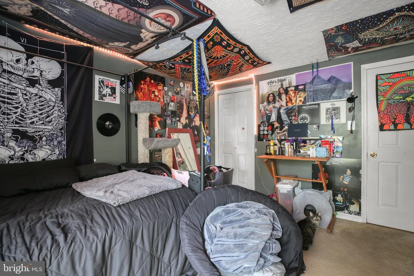 808 Cresthill Road photo 32