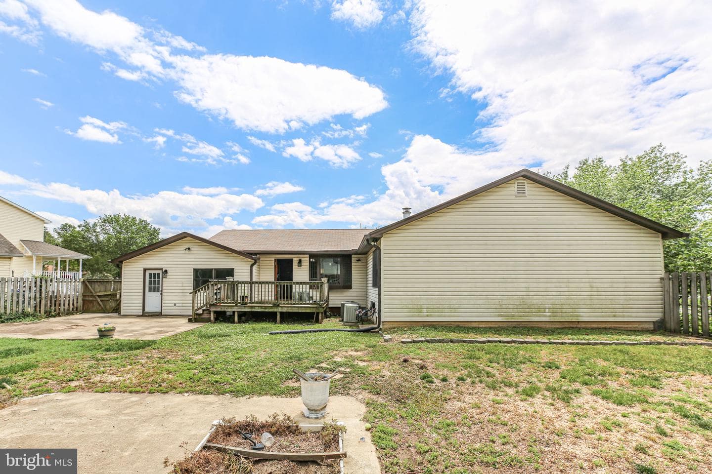 808 Cresthill Road photo 48