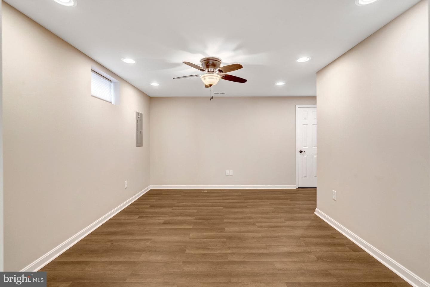 3 Planters Place photo 45