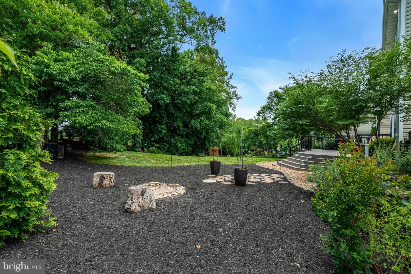 3 Planters Place photo 62