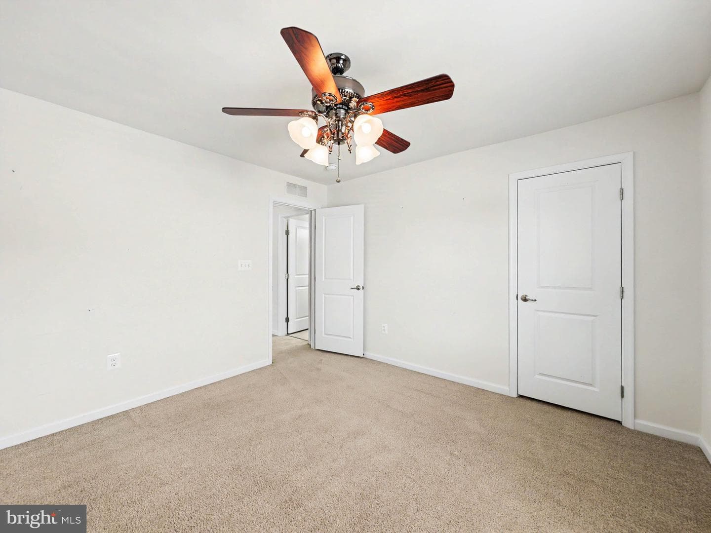 5 Taylors Hill Way photo 19