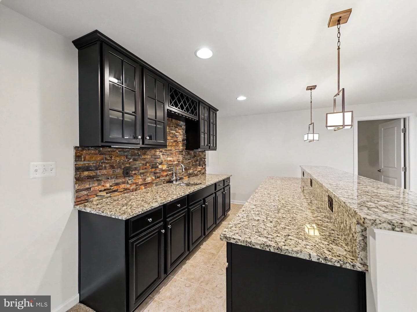5 Taylors Hill Way photo 8