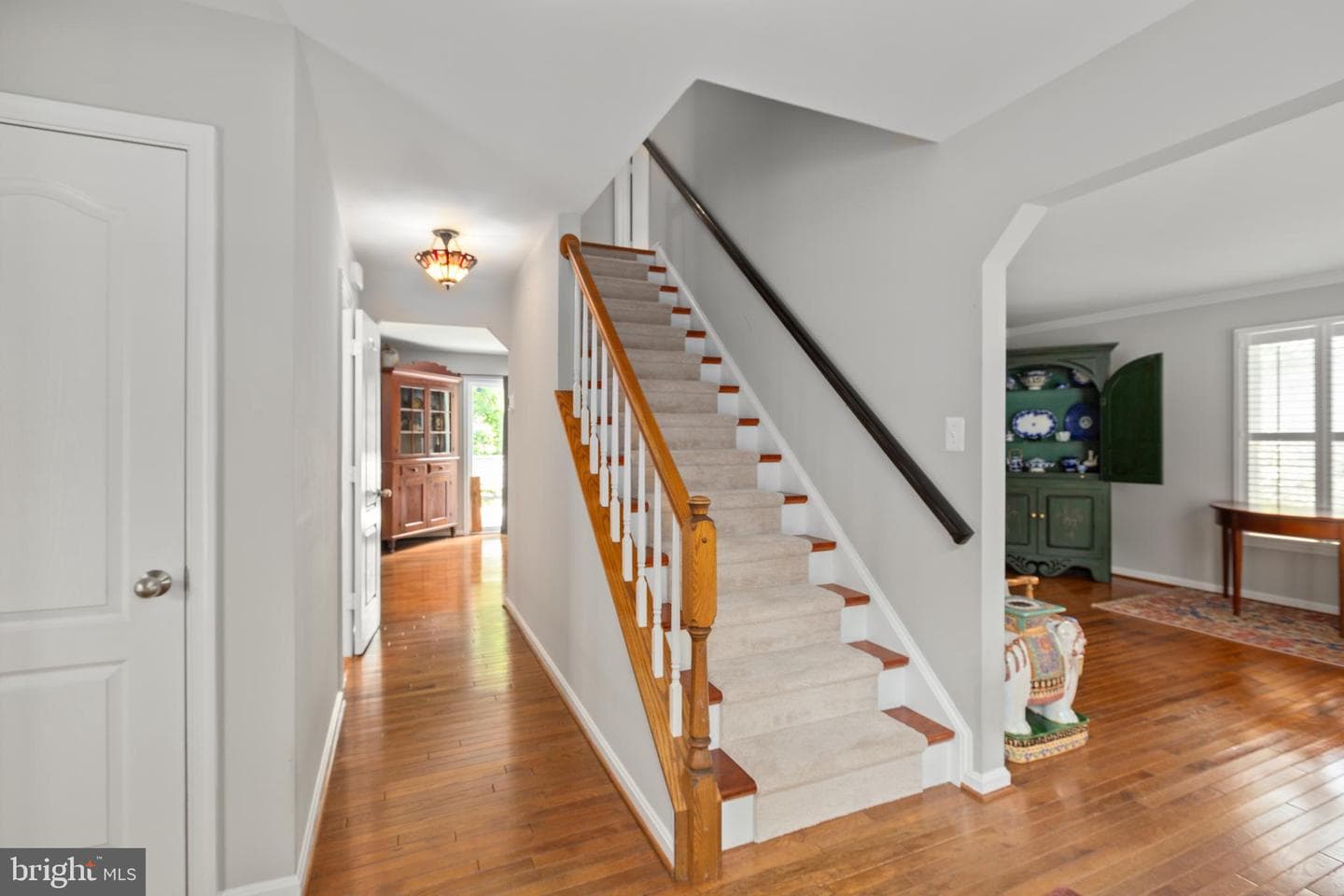 96 Holly Circle photo 8