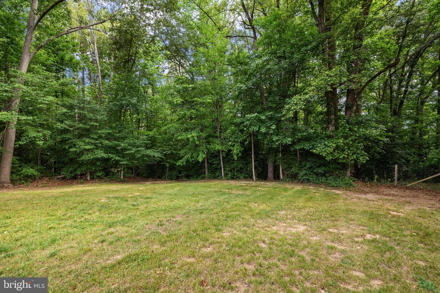 143 Greenway St photo 51