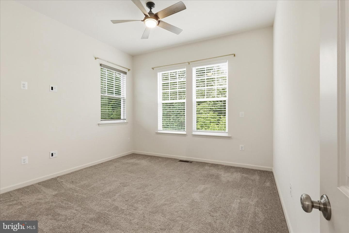 416 Crab Apple Drive photo 18