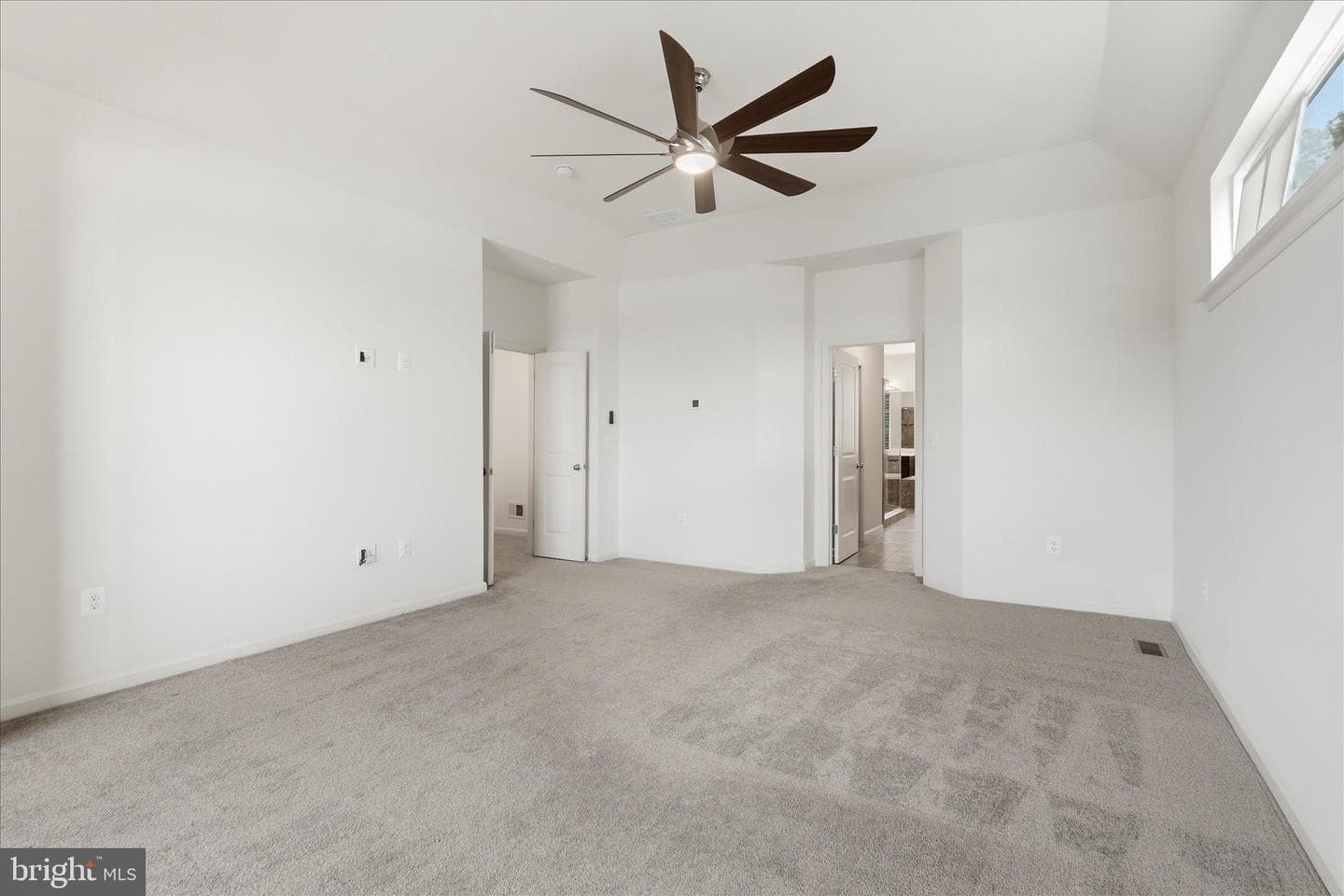 416 Crab Apple Drive photo 24