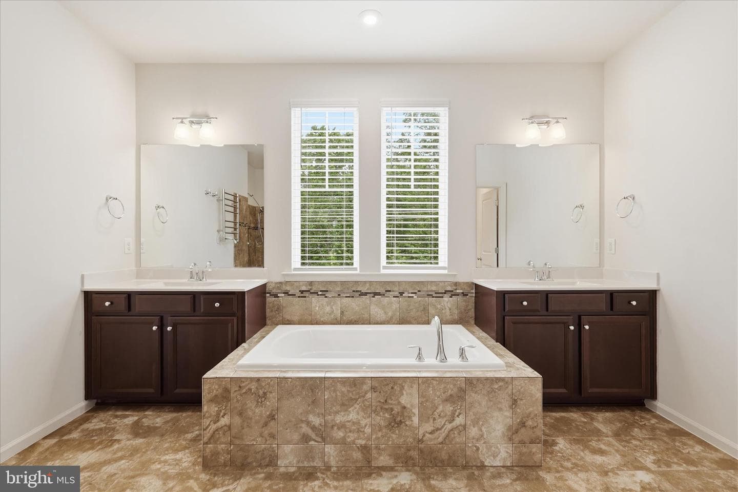 416 Crab Apple Drive photo 25