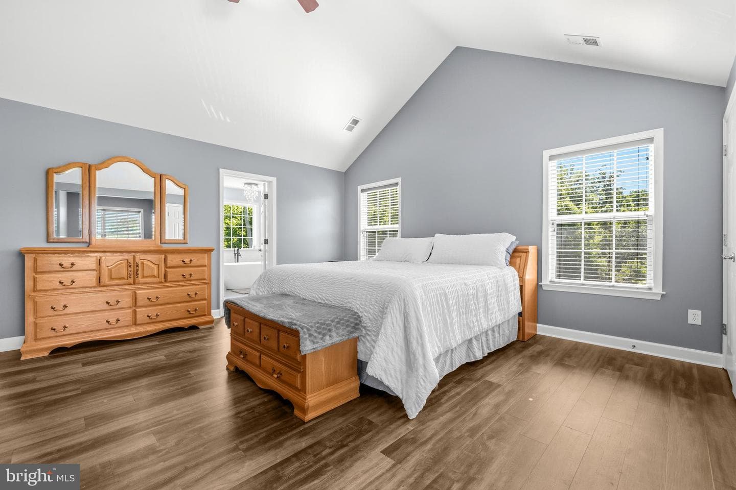 90 Maplewood Drive photo 37