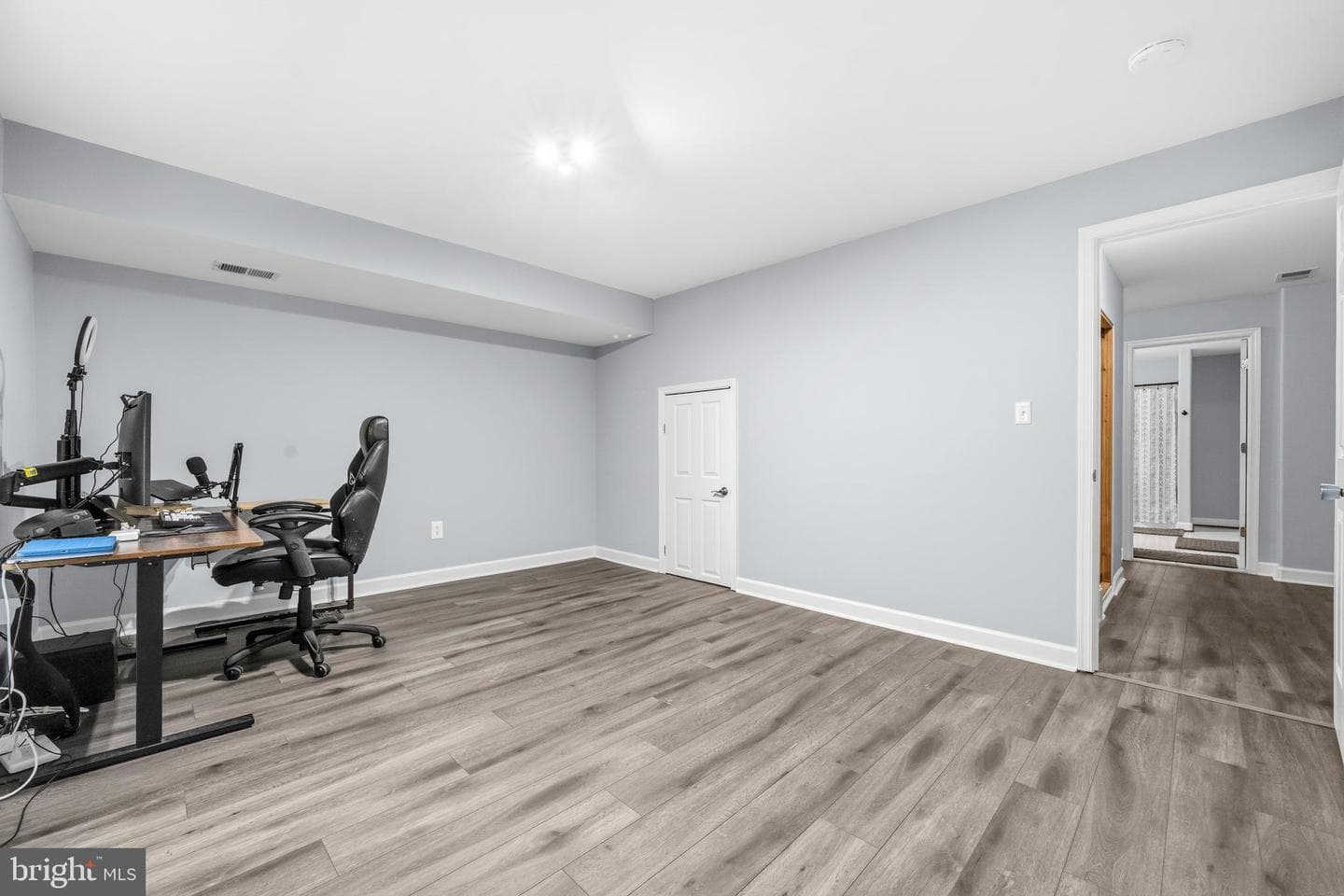 90 Maplewood Drive photo 44