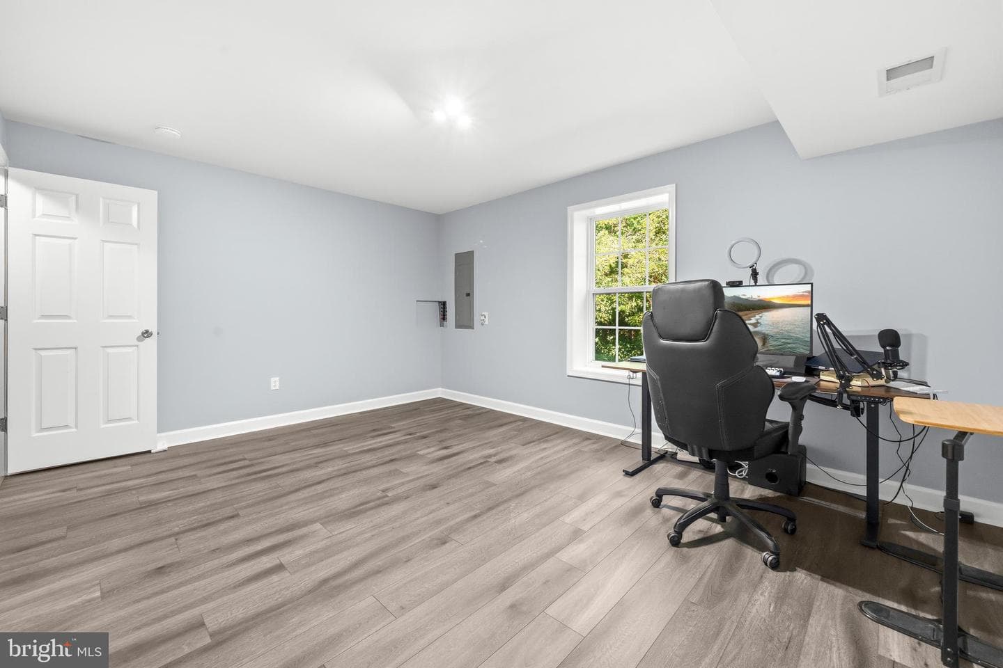 90 Maplewood Drive photo 45