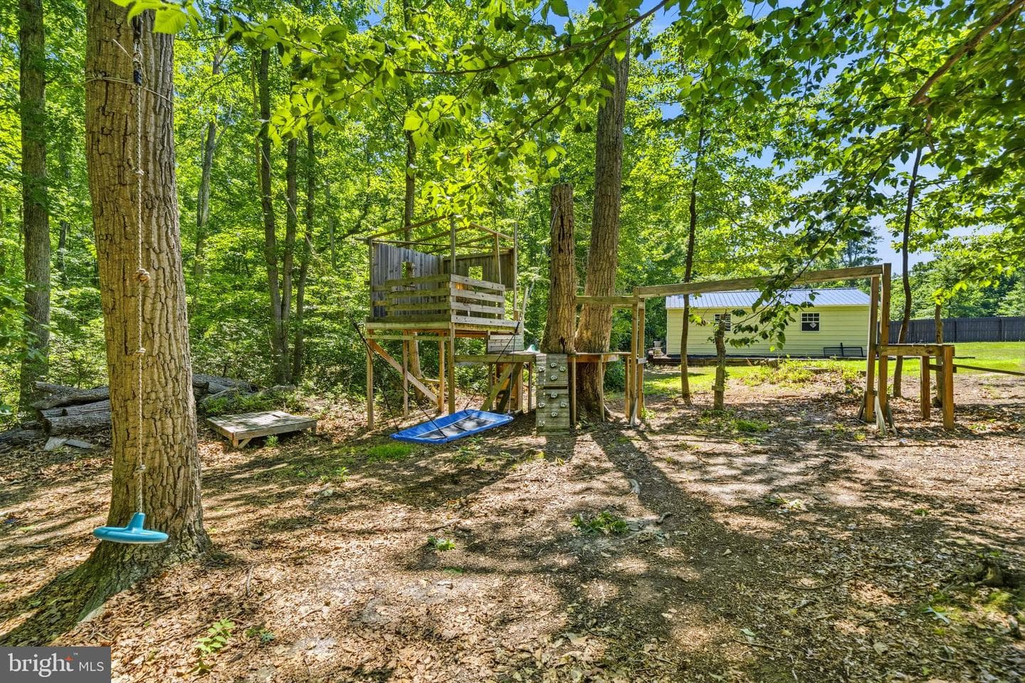 90 Maplewood Drive photo 60