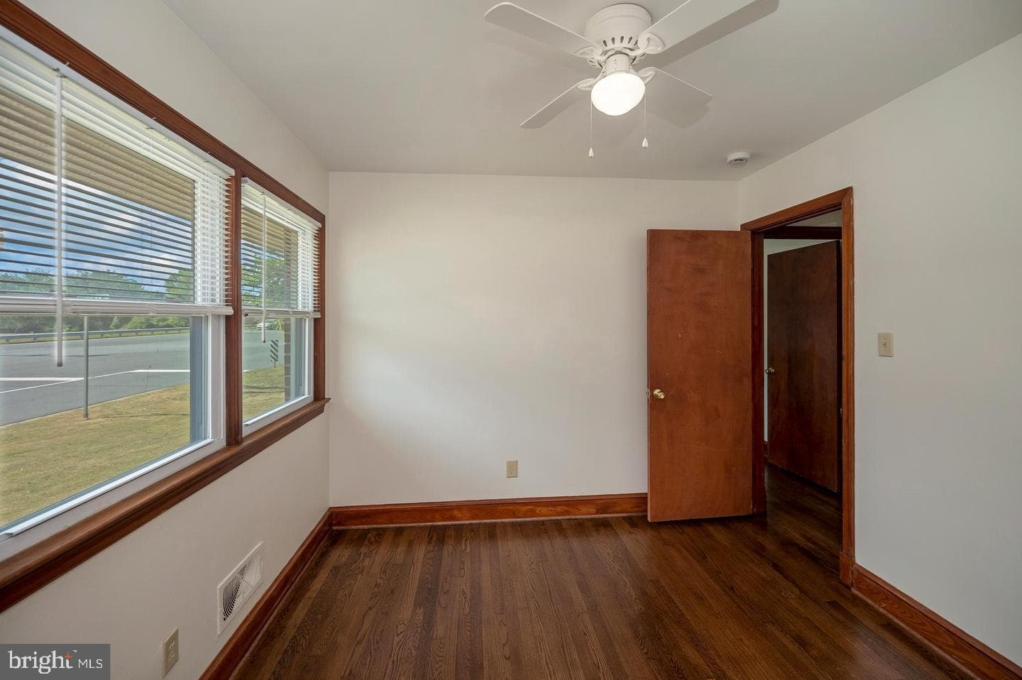 1008 Garrisonville Road photo 13
