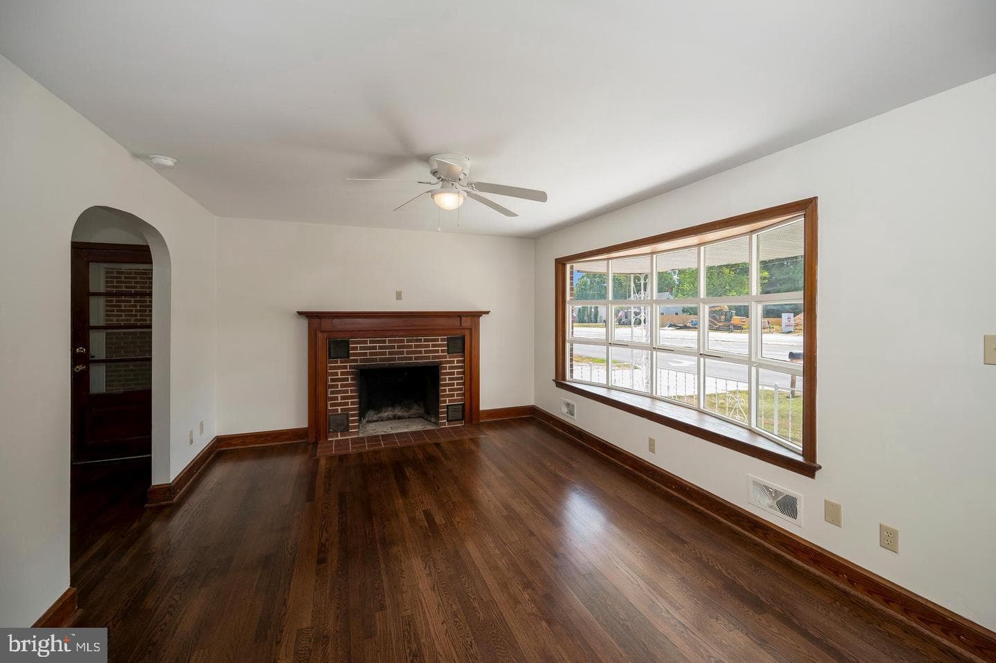 1008 Garrisonville Road photo 4