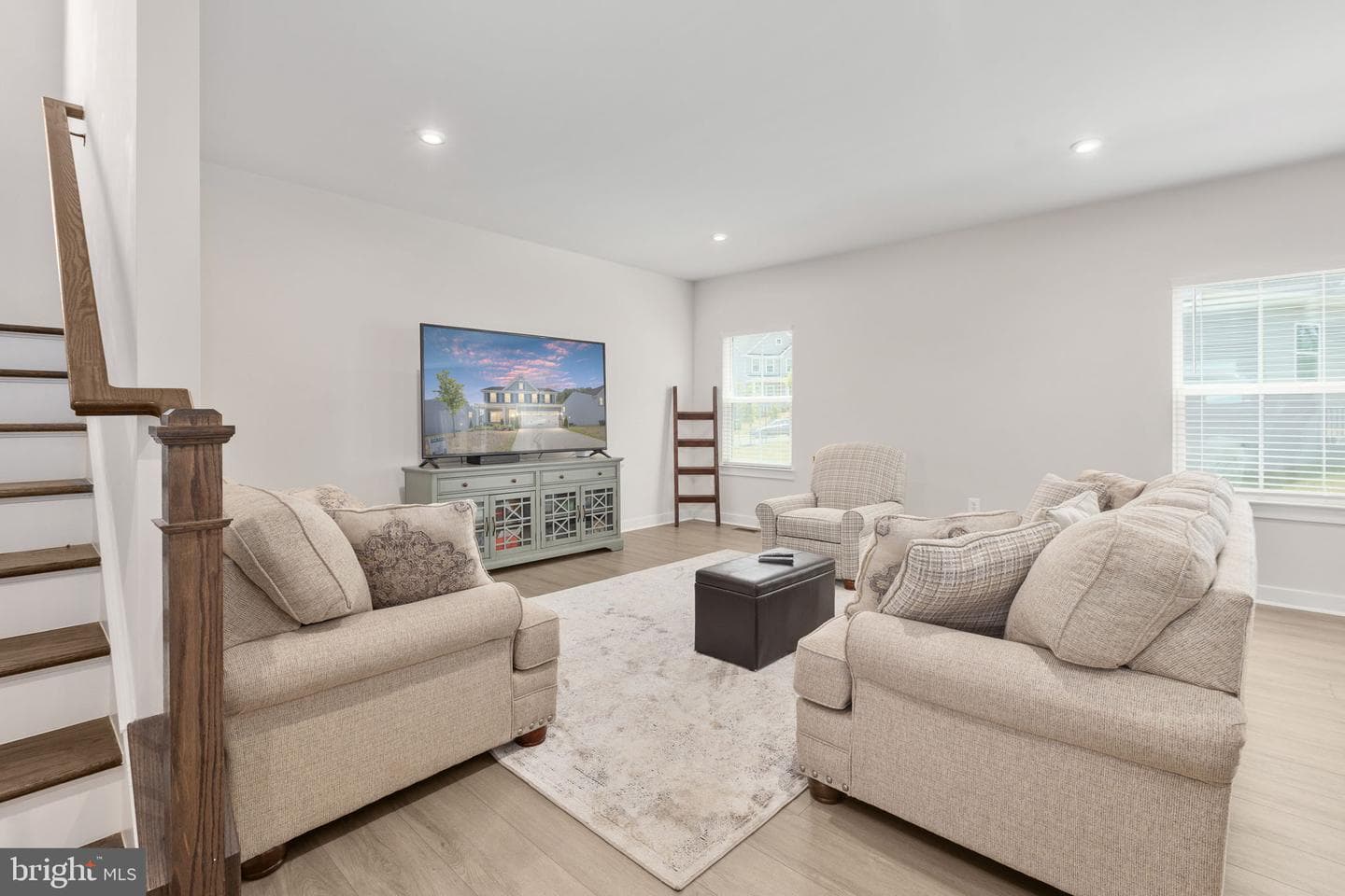 409 Vandegrift Road photo 15