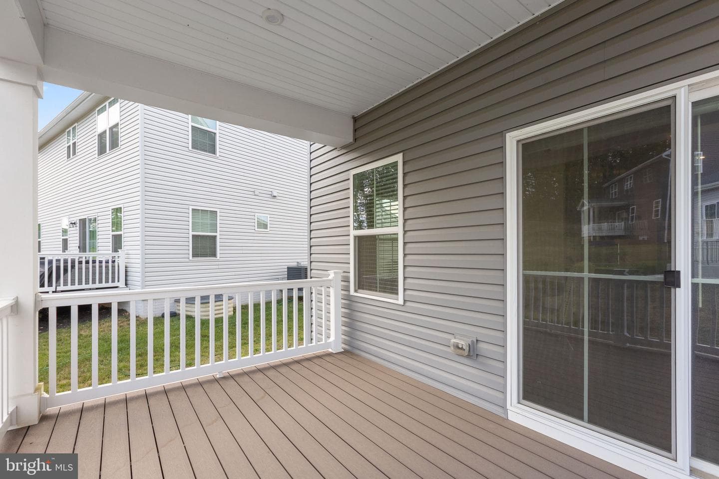 409 Vandegrift Road photo 86
