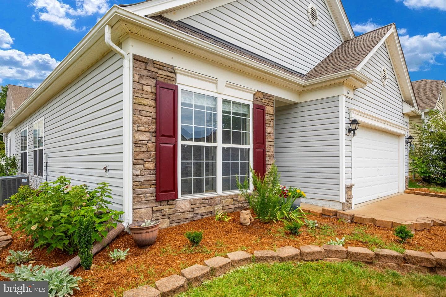 12 Hanover Drive photo 5