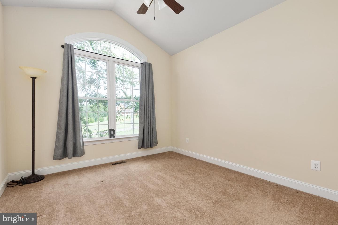 250 Lerose Drive photo 17