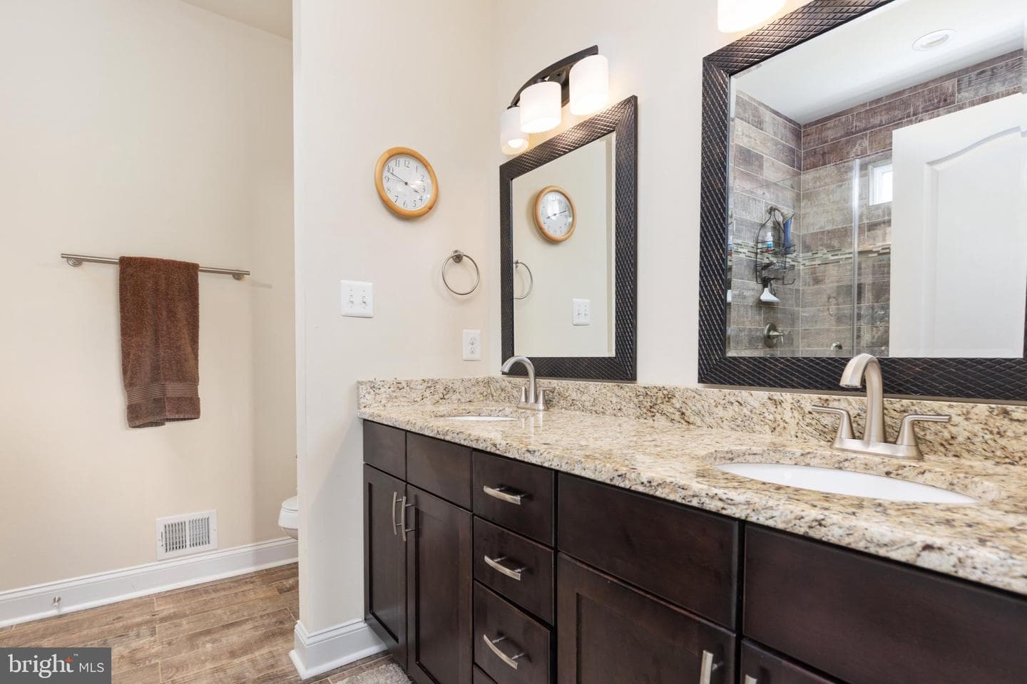 250 Lerose Drive photo 21