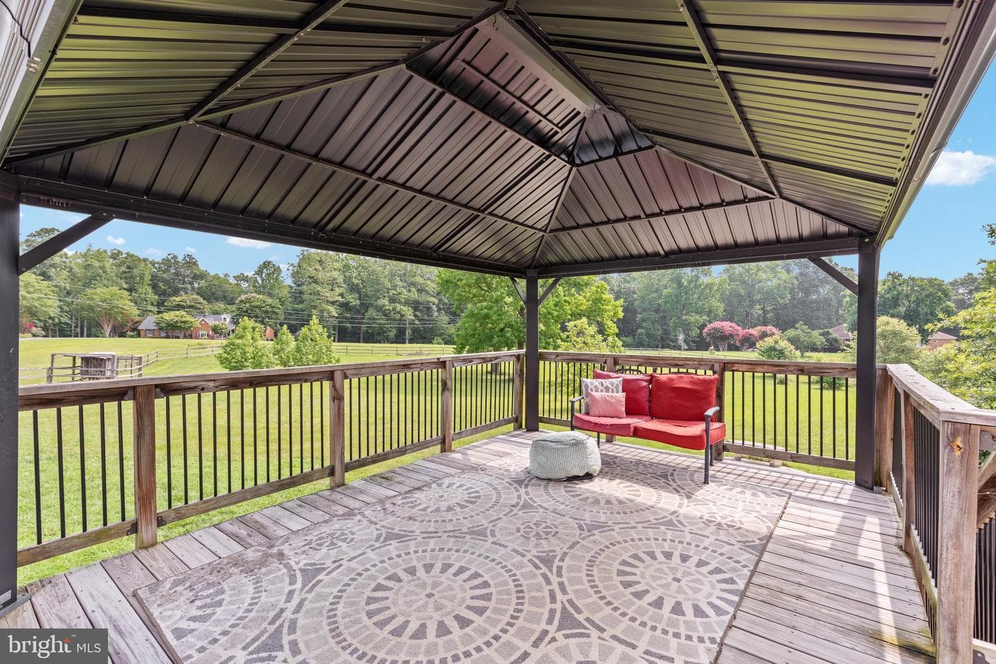 250 Lerose Drive photo 38