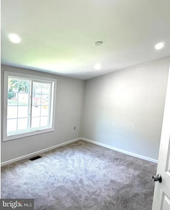 54 Cliff Cir, Stafford