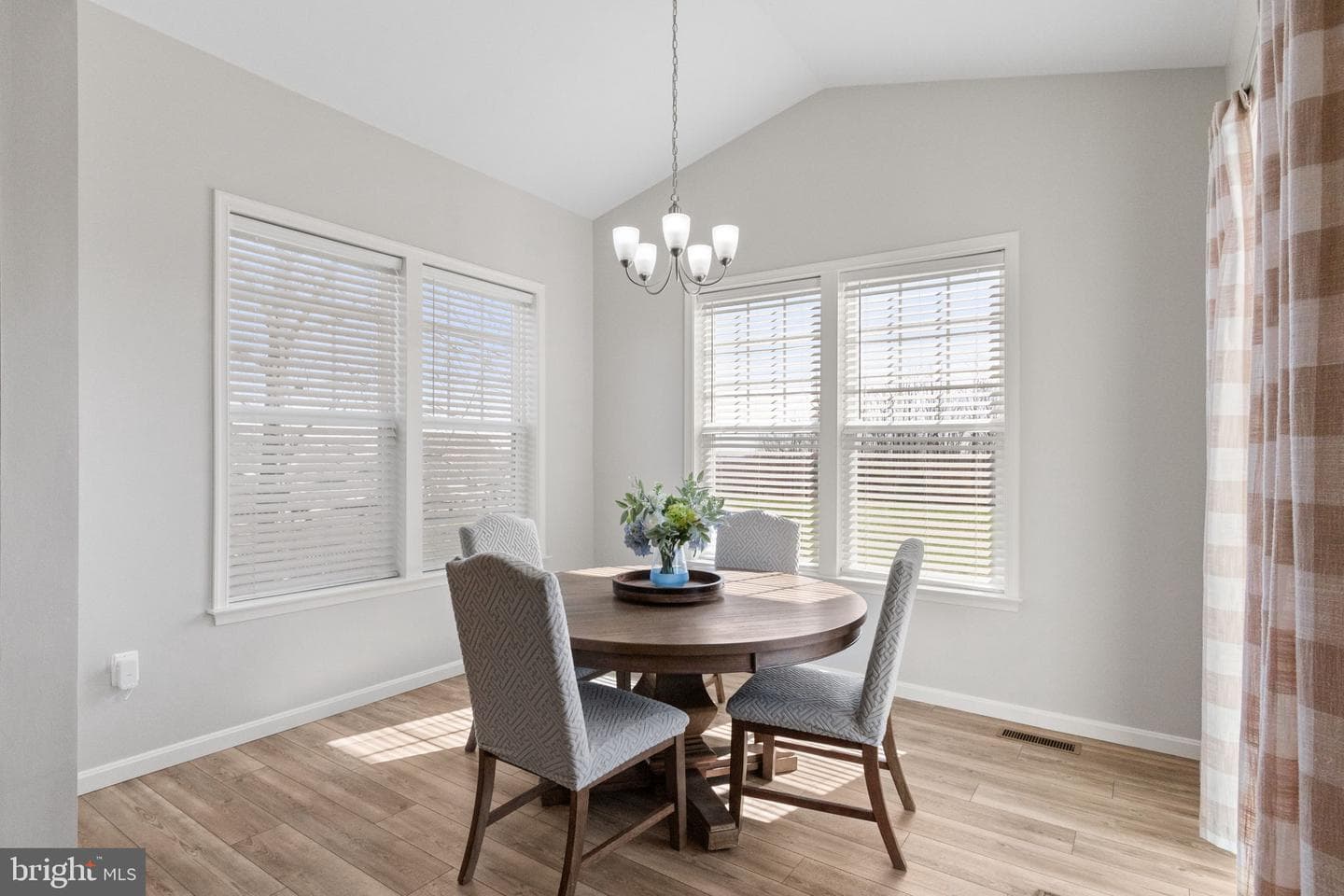 1001 Aspen Road photo 20
