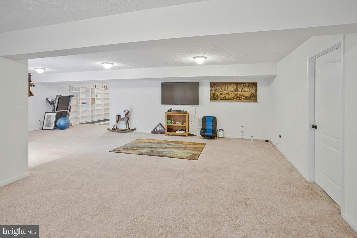 15 Burke Drive photo 34