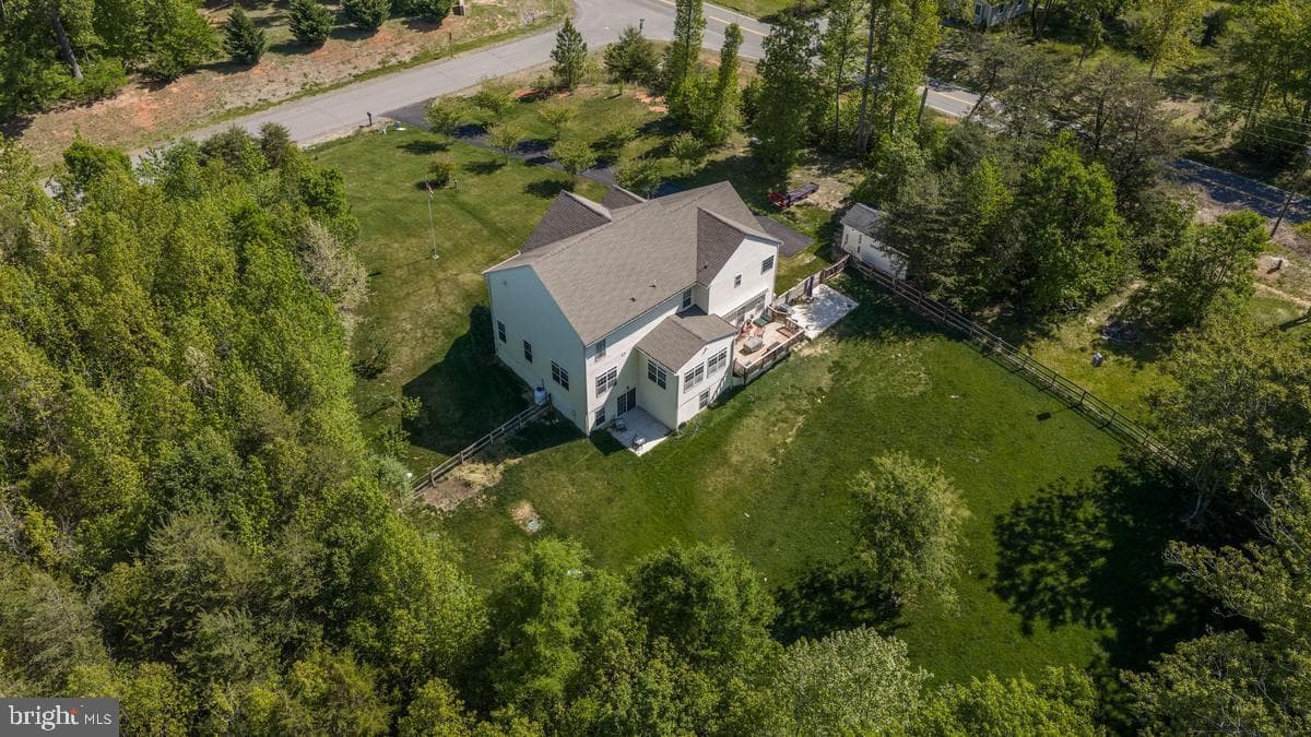 15 Burke Drive photo 54