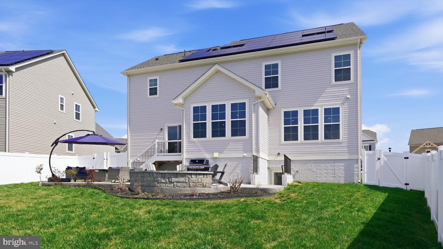 424 Daylily Lane photo 38