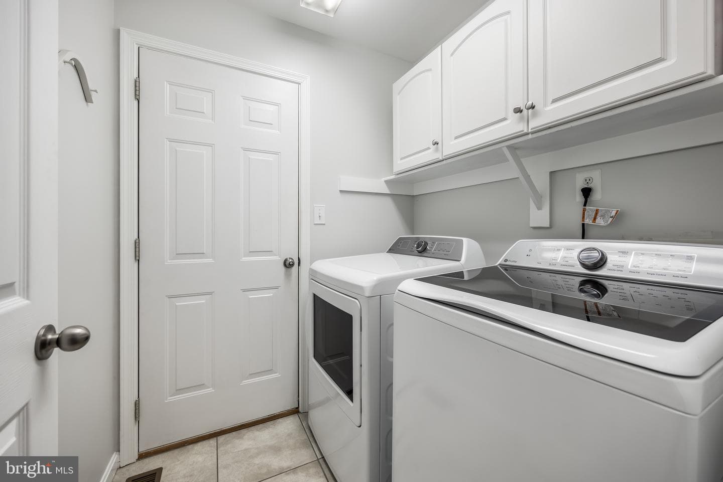 6 Saint Johns Court photo 27