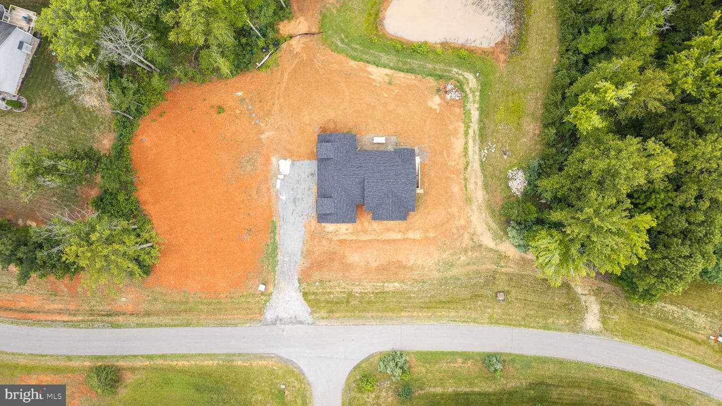 38 Dahlia Ln photo 10