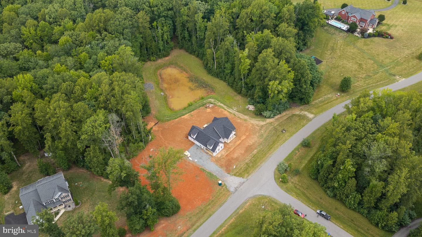 38 Dahlia Ln photo 6