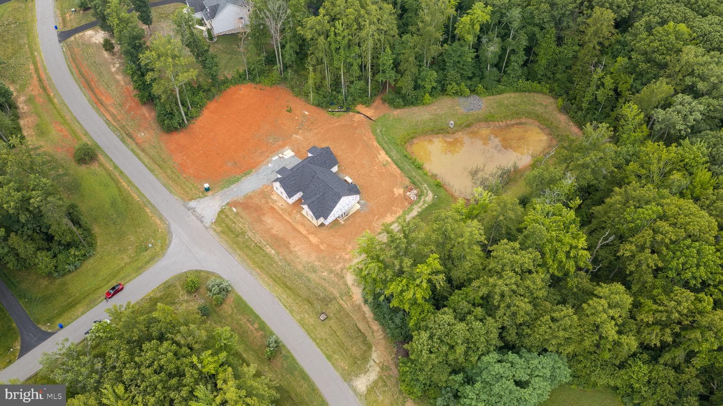 38 Dahlia Ln photo 8