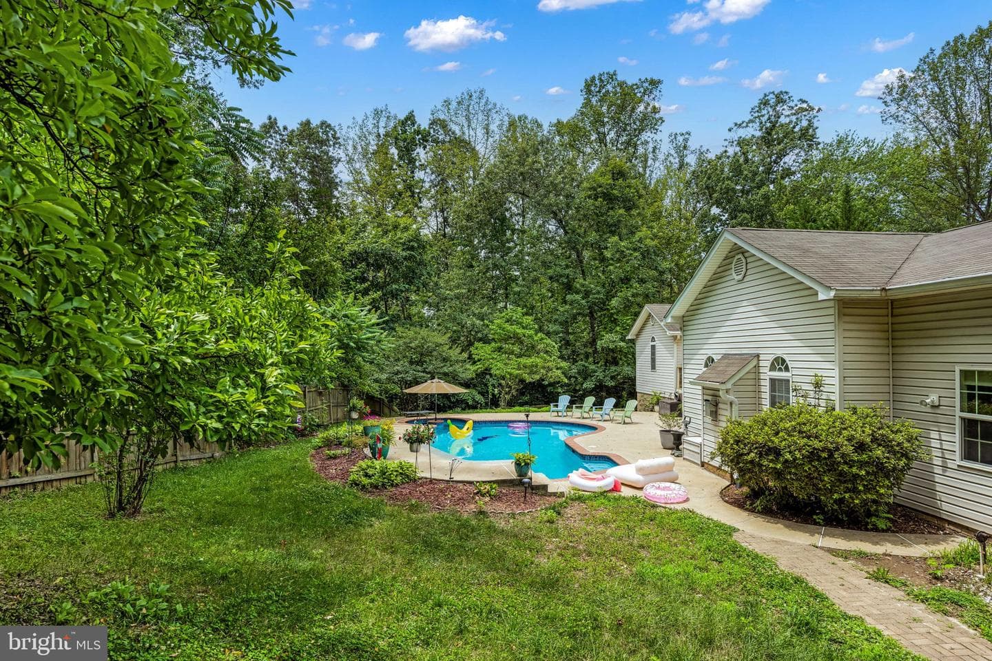 270 Telegraph Road photo 38