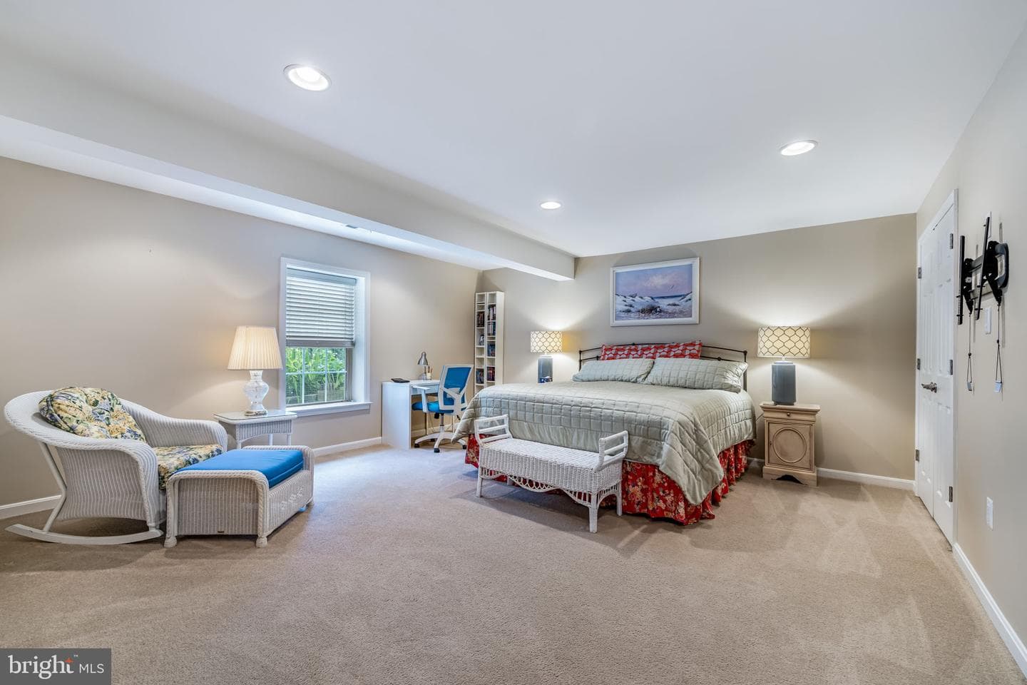 20 Dewitt Road photo 42