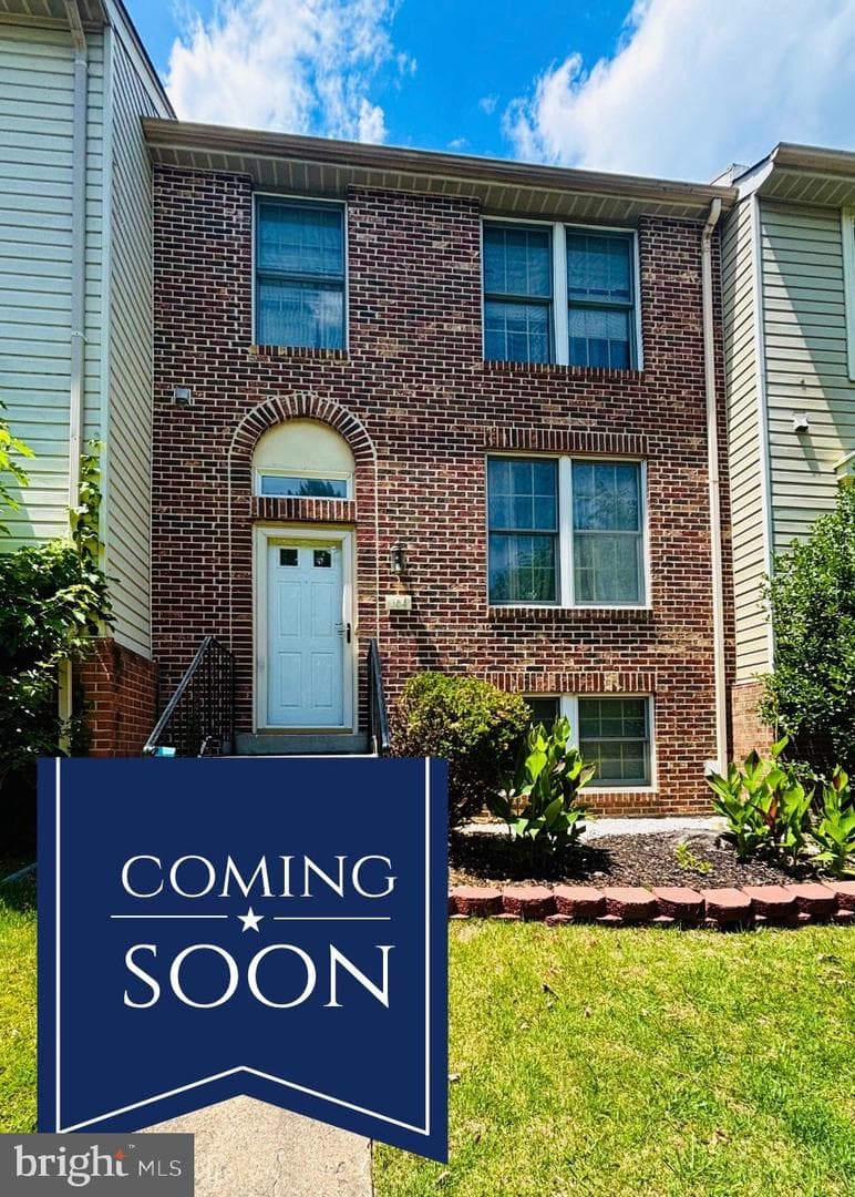 104 Ridgecrest Court photo 1
