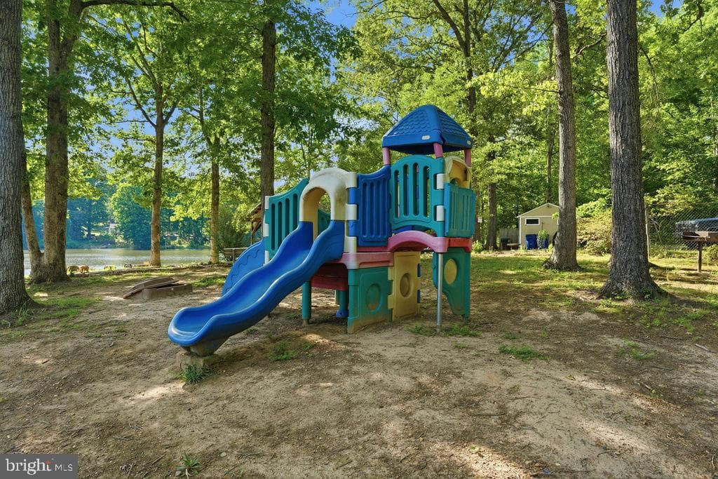 107 Boundary Drive photo 29