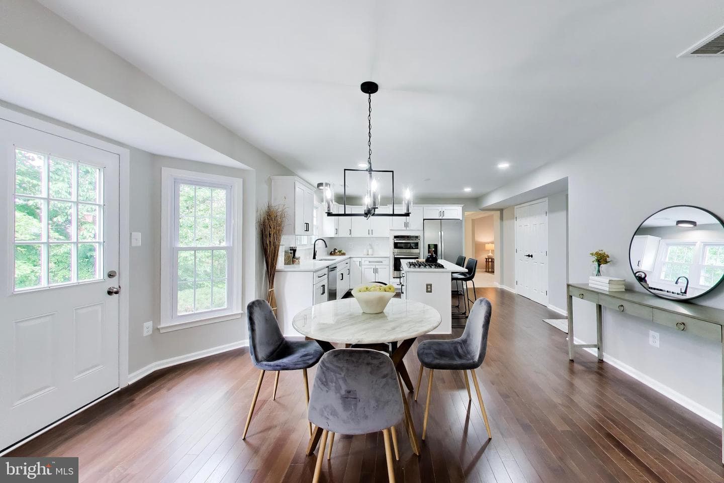 11 Danbury Forest Lane photo 6