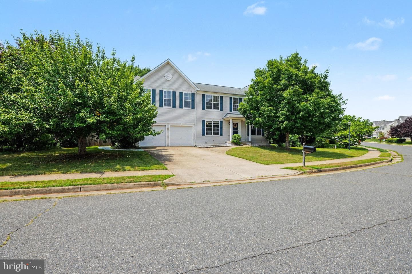 10 Halcomb Lane photo 1